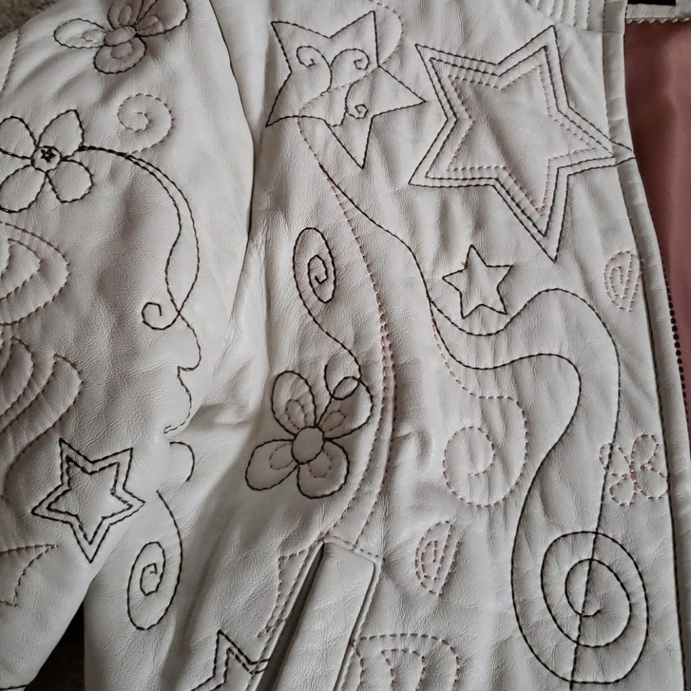 LEATHER.  white jacket- ROCKAWEAR - Picture 6 of 8